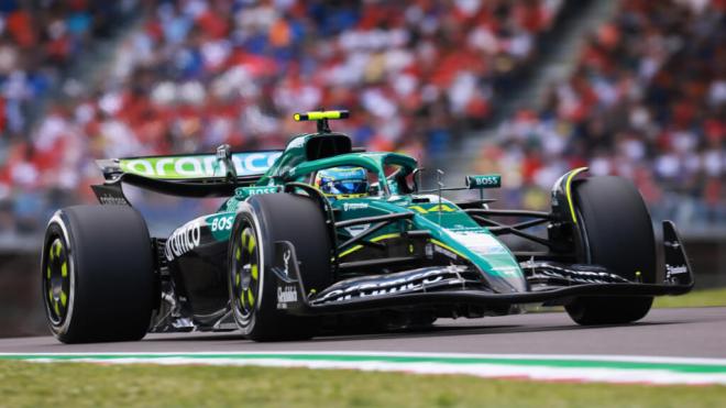 Fernando Alonso, durante el Gran Premio de Imola (Foto: Aston Martin).