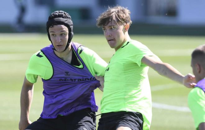 Félix, junto a Jesús Rodríguez (Foto: Kiko Hurtado).