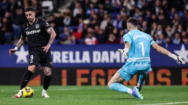 Diego García y Joan García en un partido de LALIGA (Foto: Europa Press)