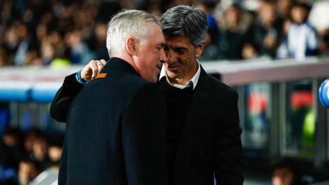 Carlo Ancelotti e Imanol Alguacil abrazándose (Europa Press)
