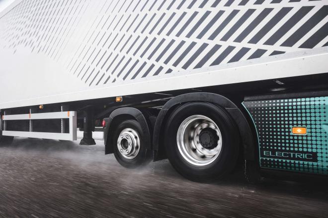 Volvo FH Aero Electric E-axle