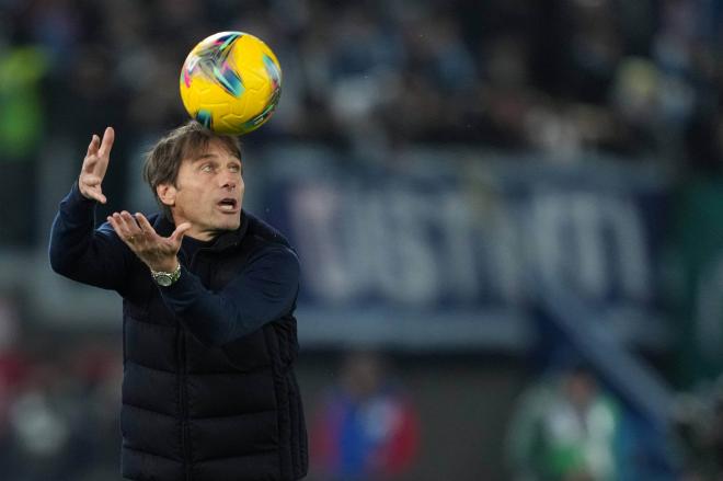 Antonio Conte, en un partido del Nápoles (Foto: Cordon Press).