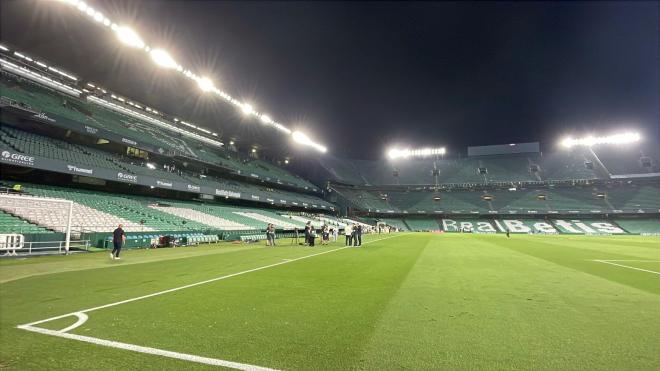 El Benito Villamarín, tras su último partido antes de las obras (Foto: Kiko Hurtado).