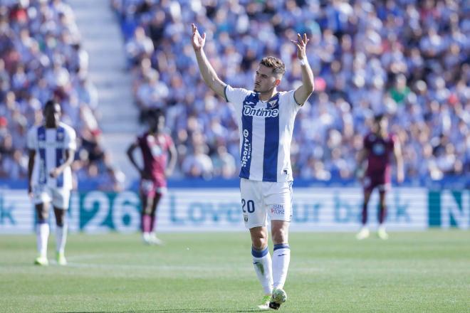 Javi Hernández celebra su gol en el Leganés-Valladolid (Foto: LaLiga).
