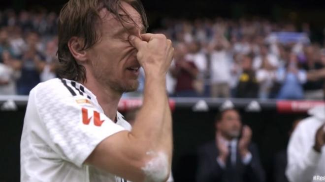 Luka Modric se despide del Bernabéu entre lágrimas (DAZN)
