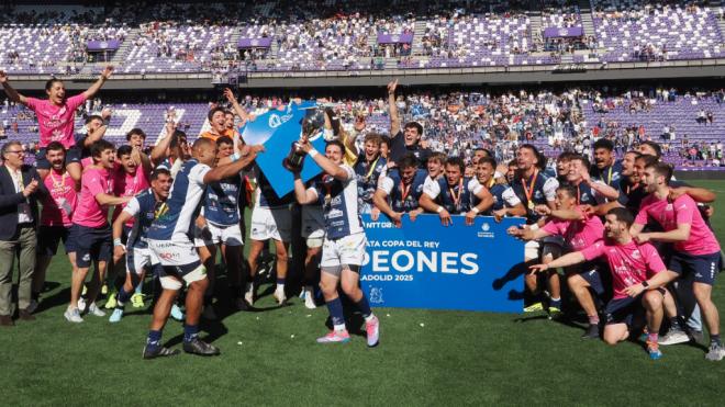 El VRAC levanta su séptima Copa del Rey en Valladolid (EFE)