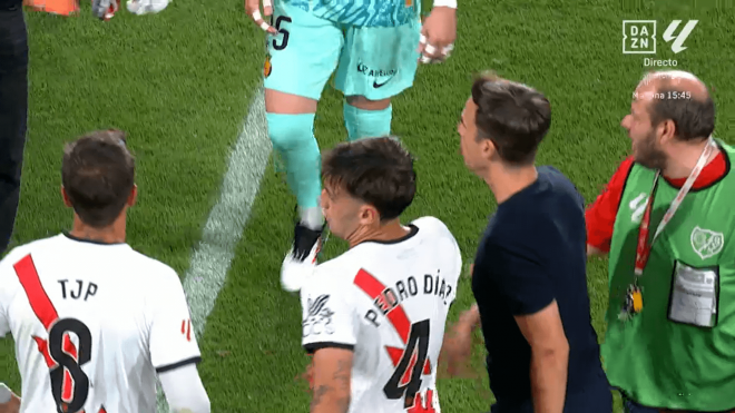 Óscar Trejo e Íñigo Pérez separaron a Pedro Díaz de Ratiu tras el Rayo-Mallorca.