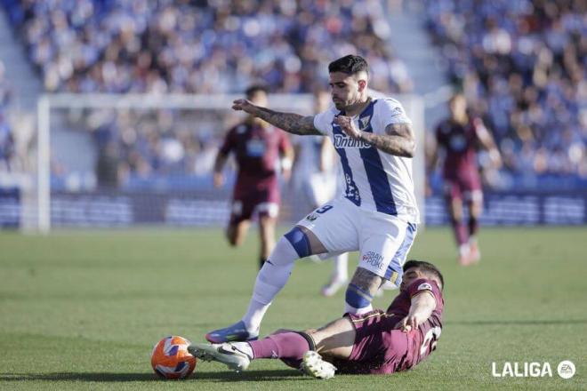 Cenk, ante el Leganés.
