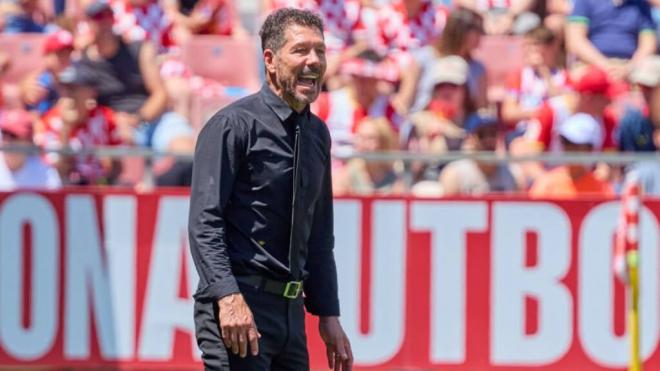 Diego Simeone, durante el Girona-Atlético de Madrid (foto: LALIGA)