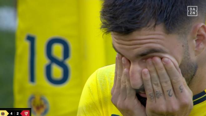 Las lágrimas de Álex Baena en La Cerámica (DAZN)