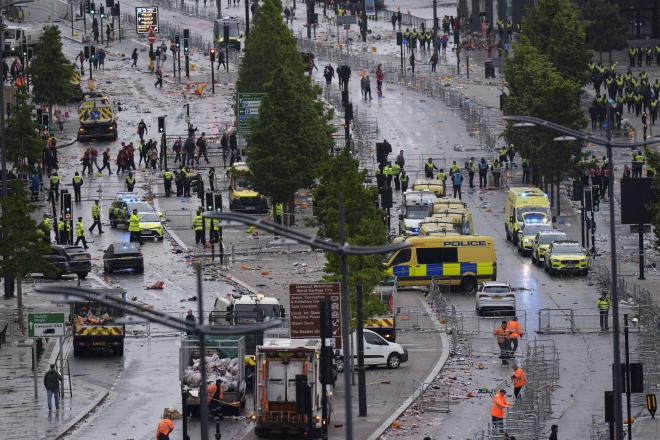 Así quedó la zona tras el atropello en la fiesta del Liverpool (Foto: Cordon Press).