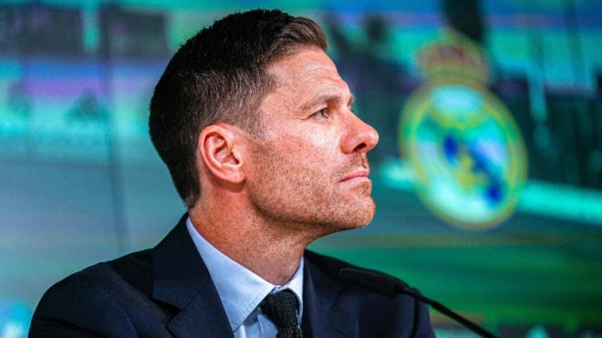 Xabi Alonso en su presentación como entrenador del Real Madrid (Foto: Cordon Press)