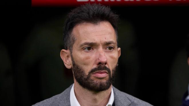 Carlos Corberán con el Valencia (Cordon Press)