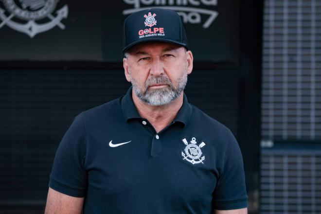 Augusto Melo, destituido temporalmente del Corinthians (Foto: Cordon Press).