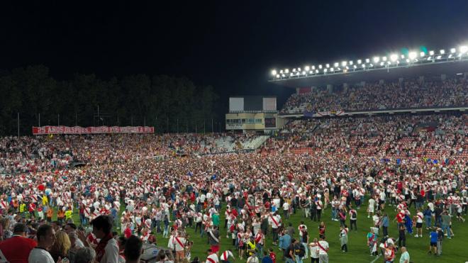 La afición del Rayo Vallecano celebrando la clasificación a Europa (Cordon Press)