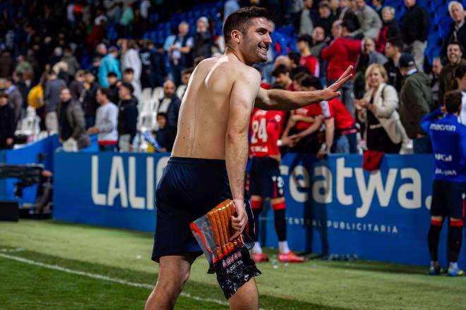 Jesús Areso al término de un encuentro con Osasuna. (Foto: Cordon Press)