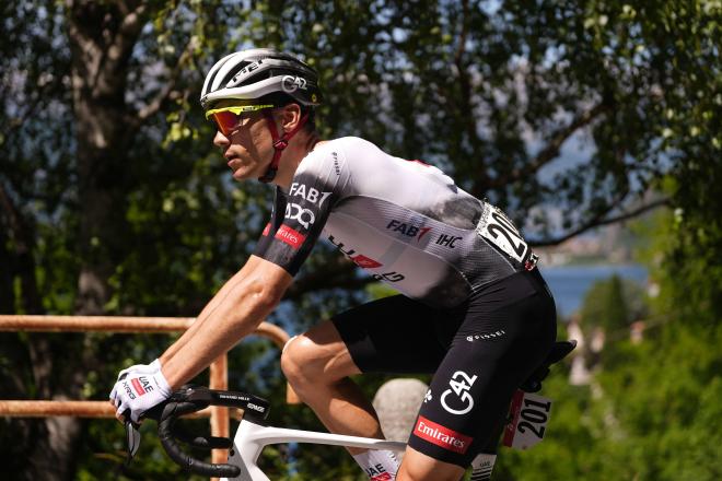 Juan Ayuso, en la etapa de este jueves del Giro d'Italia (Foto: CordonPress).