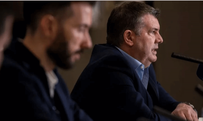 Carlos Corberán y Ron Gourlay en el West Bromwich