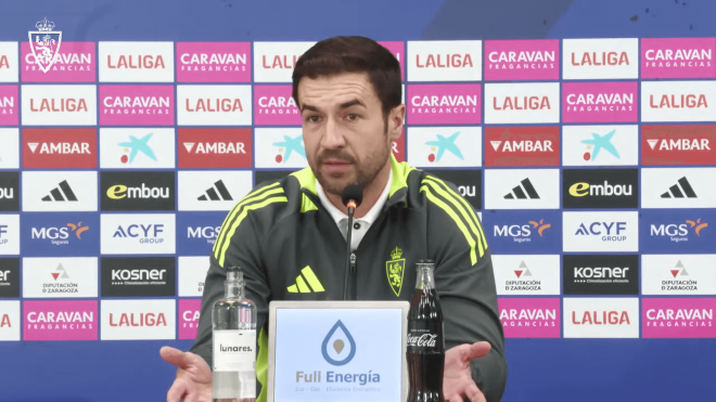 Gabi Fernández, en sala de prensa con el Real Zaragoza.