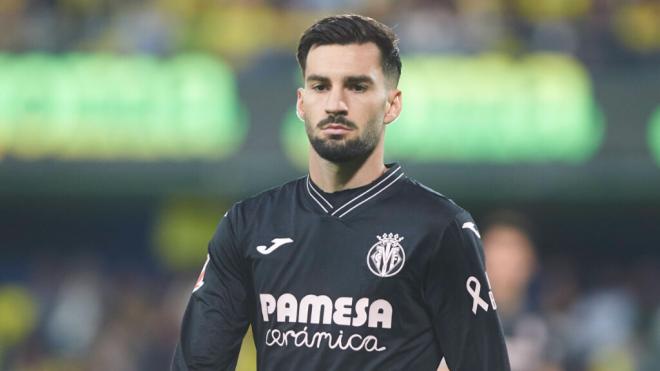 Álex Baena durante un partido con el Villarreal (Fuente: Cordon Press)