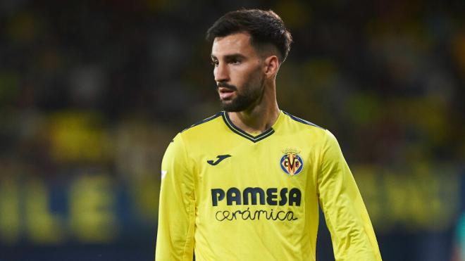 Álex Baena estaría cerca de salir del Villarreal y firmar por el Atlético (foto: Cordon Press).