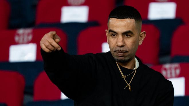 Mounir Nasraoui en la grada (Cordon Press)