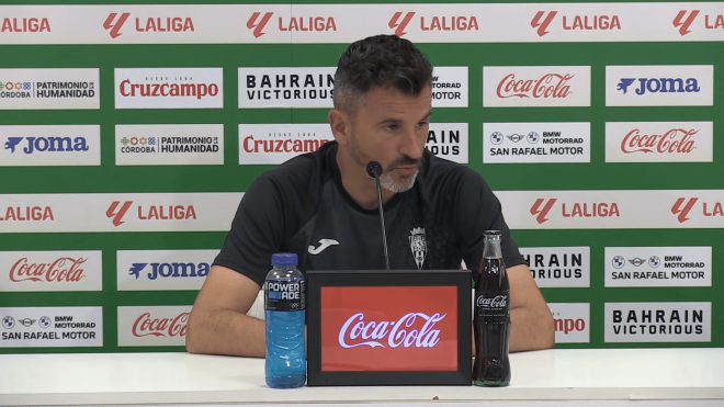 Iván Ania, en rueda de prensa con el Córdoba.