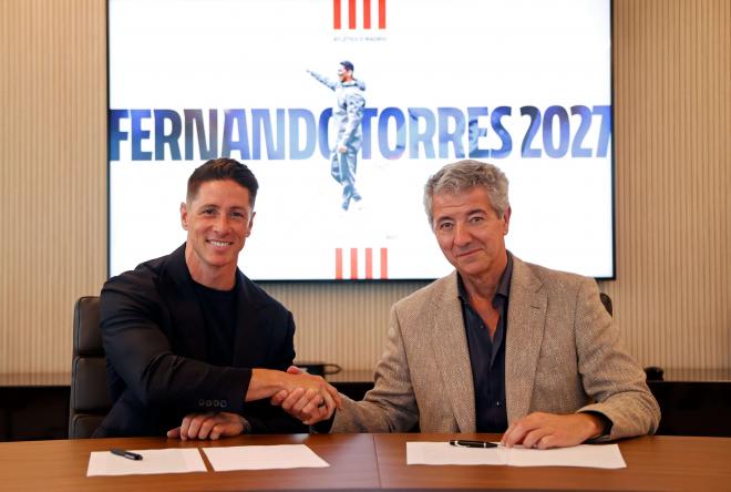 Fernando Torres renueva su contrato junto a Gil Marín (Atlético de Madrid)
