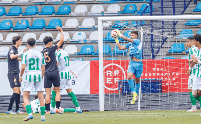 Raúl JIménez, del VCF Juvenil