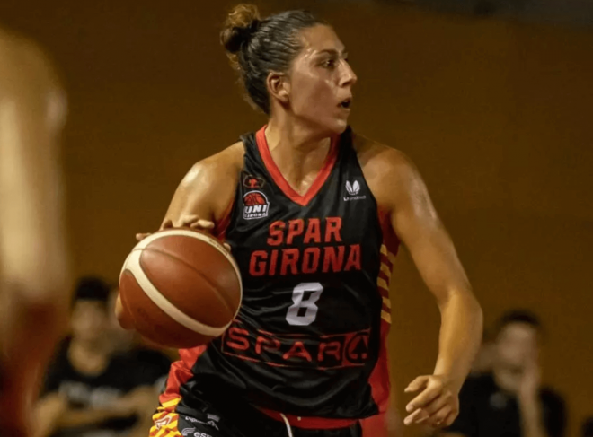 Valencia Basket firma a la internacional española María Araújo