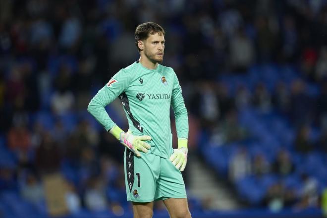 Álex Remiro, durante el partido de la Real Sociedad ante el Celta (Foto: Europa Press).