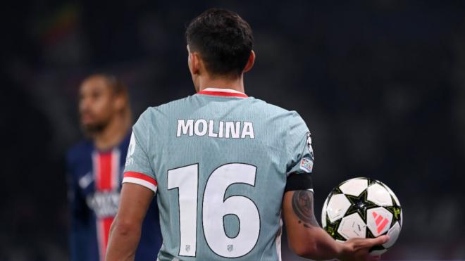 Nahuel Molina durante el PSG - Atlético de Madrid (Fuente: Cordon Press)