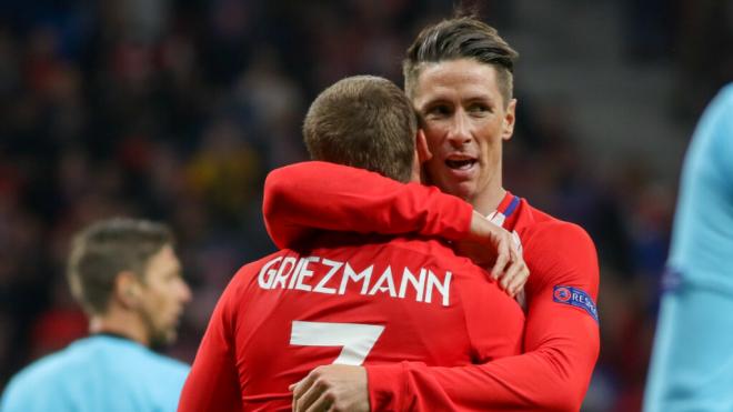 Antoine Griezmann y Fernando Torres (Fuente: Europa Press)