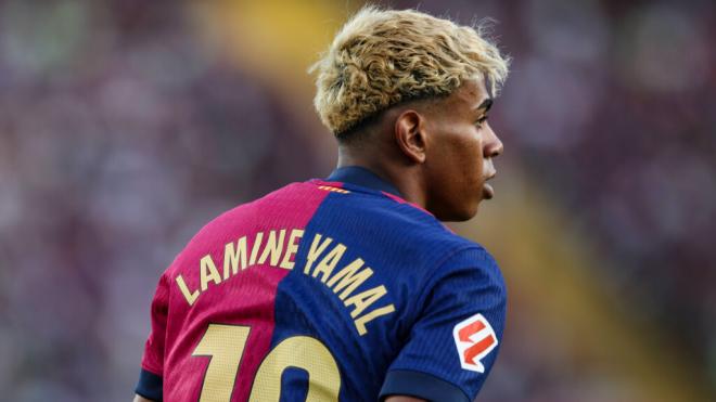 Lamine Yamal en un partido con el Barça (Cordon Press)