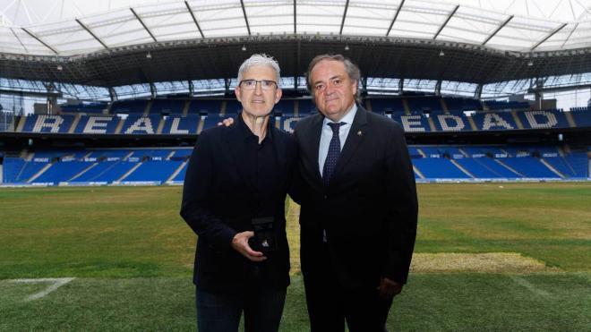 Roberto Olabe y Jokin Aperribay, el día de su despedida (Foto: Real Sociedad).