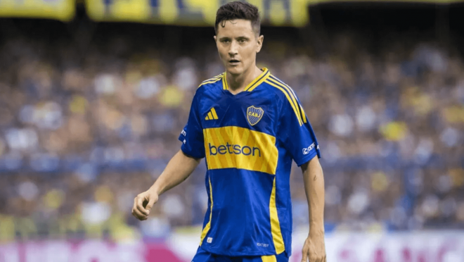 Ander Herrera, durante un partido con Boca Juniors.