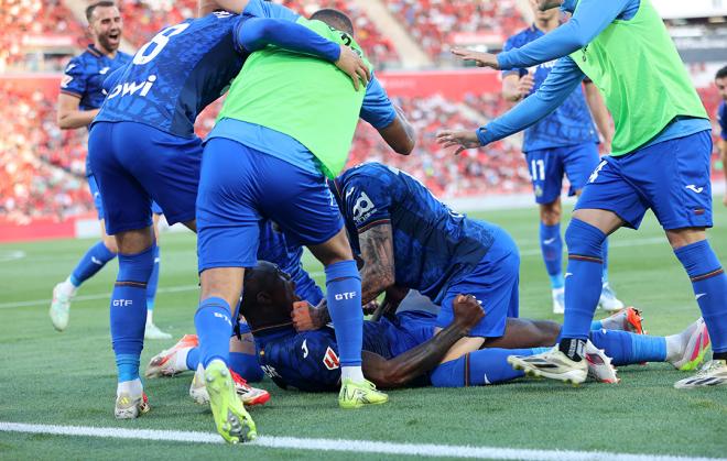 Christantus Uche celebra un gol con el Getafe (Foto: LaLiga).