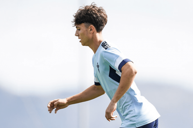 Yoel Crespo, centrocampista del Juvenil (Foto: RC Celta).