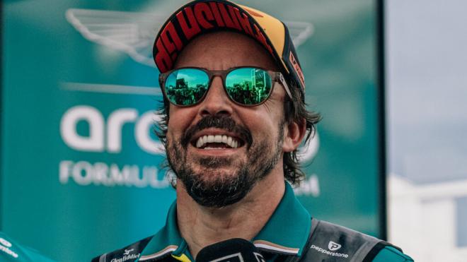 Fernando Alonso, durante el Gran Premio de España en Montmeló (Foto: Aston Martin).