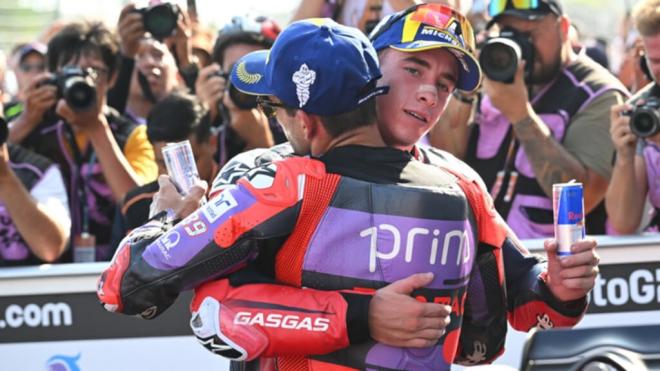 Jorge Martín y Pedro Acosta, en el Gran Premio de Indonesia de 2024 (Foto: Red Bull).