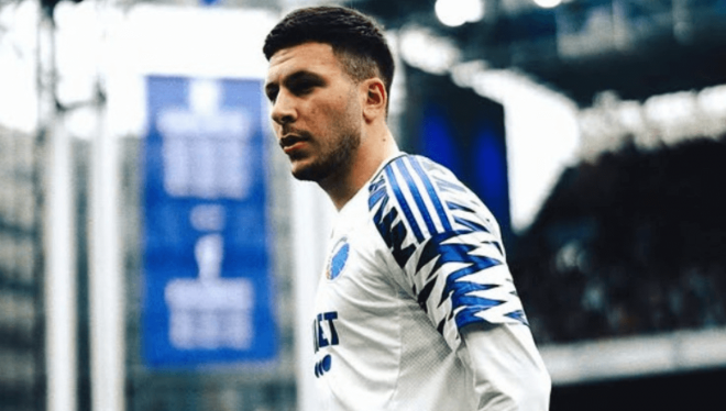 Roony Bardghji, durante un partido con el Copenhague (Foto: Instagram).