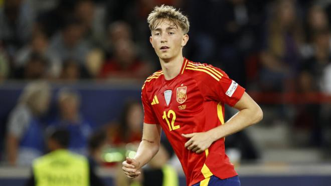 Dean Huijsen volvió a deslumbrar con la Selección Española ante Francia (foto: Cordon Press).