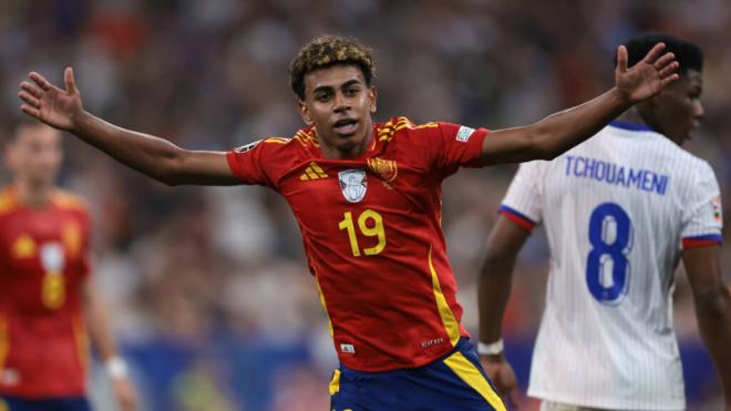 Lamine Yamal en el partido contra Francia en la Eurocopa (Foto: Cordon Press)