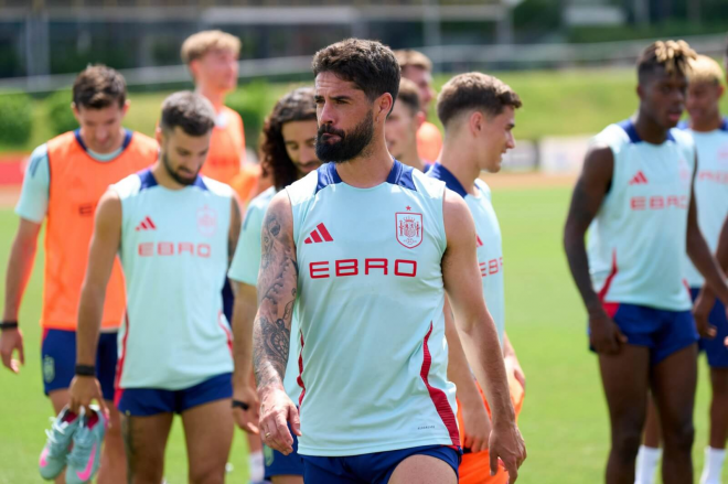 Isco se ejercita con la Selección Española. (Foto:SeFutbol)