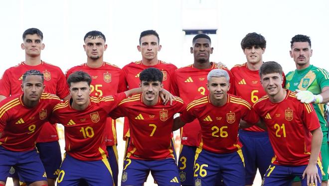El once de España sub 21 en el amistoso ante Ucrania en Alcorcón con Diego López (Foto: @SeFutbol).