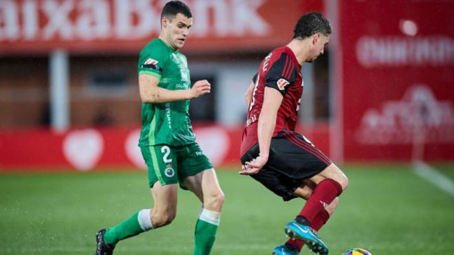 Lance del juego del último Mirandés-Racing de Santander (foto: LALIGA).