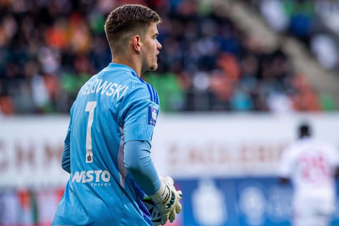 Kacper Trelowski, jugando con el Rakow Czestochowa (Foto: Cordon Press).