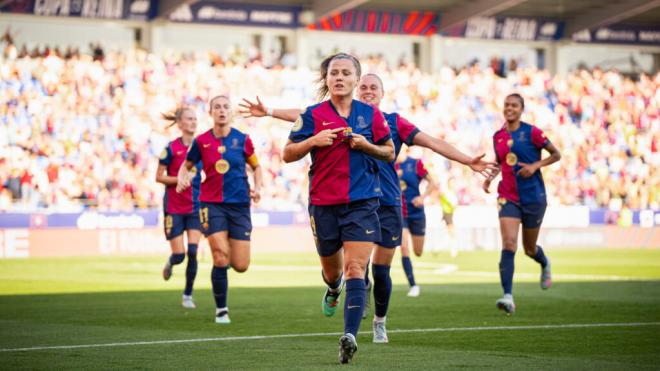 Claudia Pina celebrando su gol (X: @FCBfemeni)
