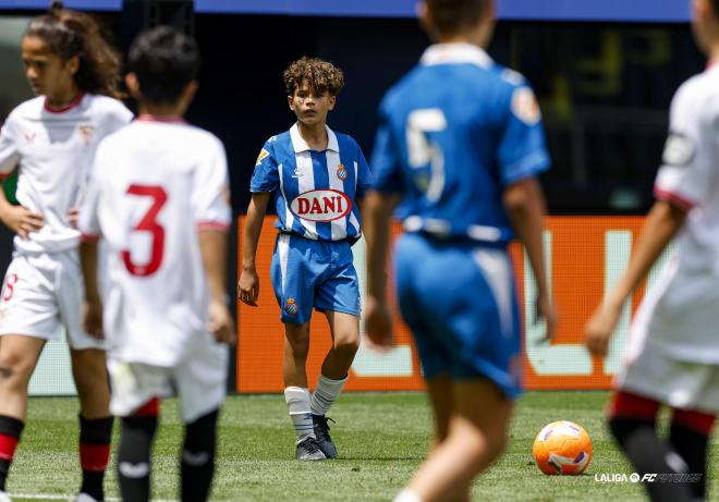 Lance del RCD Espanyol - Sevilla FC de LALIGA FC Futures (Foto: LALIGA).