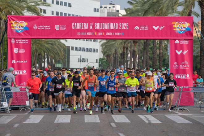 La Carrera por la Solidaridad de Valencia se estrena con más de 2.000 participantes